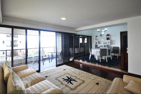 Apartamento para alugar com 300m², 4 quartos e 4 vagassala