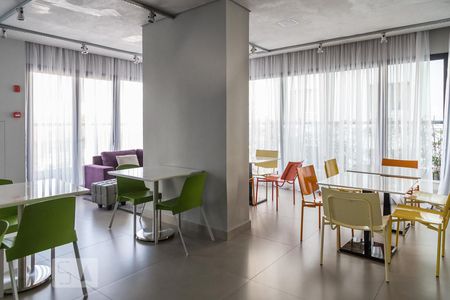 Studio à venda com 32m², 1 quarto e 1 vagaSalnao de festas/gourmet