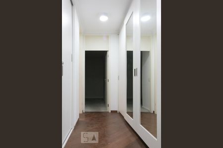 Apartamento à venda com 270m², 4 quartos e 3 vagasCorredor