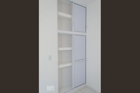 Apartamento à venda com 57m², 2 quartos e 1 vaga Apartamento à venda com 57m², 2 quartos e 1 vagaCozinha