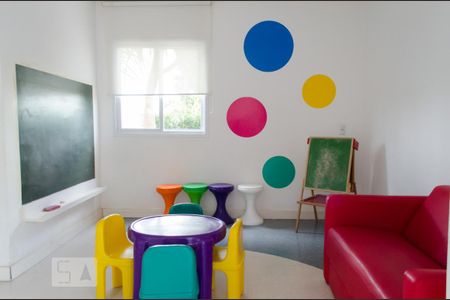 Apartamento à venda com 57m², 2 quartos e 1 vaga Apartamento à venda com 57m², 2 quartos e 1 vagaDependências do prédio - brinquedoteca