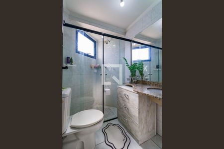 Apartamento à venda com 132m², 3 quartos e 3 vagas Apartamento à venda com 132m², 3 quartos e 3 vagasBanheiro Social