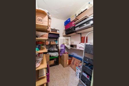 Apartamento à venda com 132m², 3 quartos e 3 vagas Apartamento à venda com 132m², 3 quartos e 3 vagasDespensa