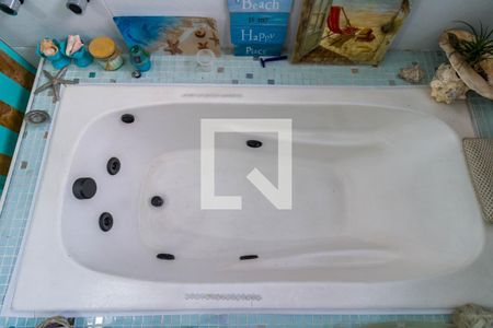 Apartamento à venda com 132m², 3 quartos e 3 vagas Apartamento à venda com 132m², 3 quartos e 3 vagasBanheiro da Suíte