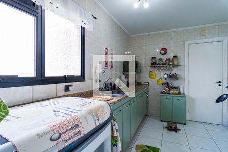 Apartamento à venda com 132m², 3 quartos e 3 vagas Apartamento à venda com 132m², 3 quartos e 3 vagasCozinha
