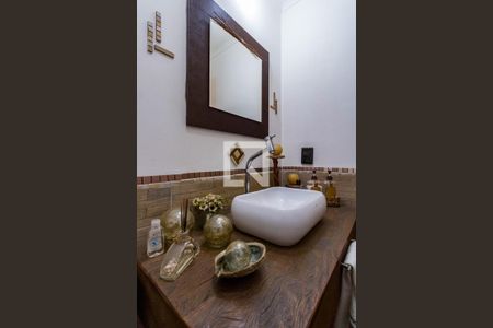 Apartamento à venda com 132m², 3 quartos e 3 vagas Apartamento à venda com 132m², 3 quartos e 3 vagasLavabo