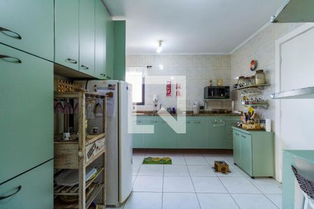 Apartamento à venda com 132m², 3 quartos e 3 vagas Apartamento à venda com 132m², 3 quartos e 3 vagasCozinha