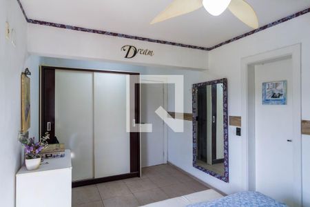 Apartamento à venda com 132m², 3 quartos e 3 vagas Apartamento à venda com 132m², 3 quartos e 3 vagasSuíte