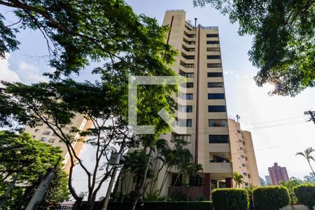 Apartamento à venda com 132m², 3 quartos e 3 vagas Apartamento à venda com 132m², 3 quartos e 3 vagasFachada
