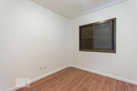 Quarto de apartamento para alugar com 3 quartos, 92m² em Alto de Pinheiros, São Paulo