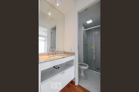 Banheiro de apartamento para alugar com 1 quarto, 52m² em Consolação, São Paulo