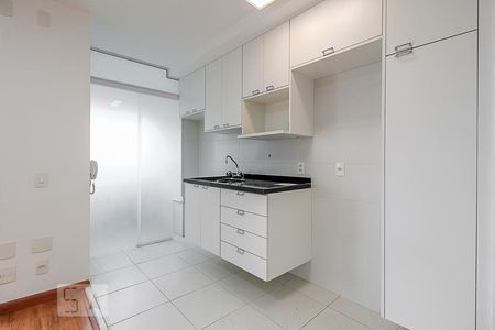 Cozinha de apartamento para alugar com 1 quarto, 52m² em Consolação, São Paulo