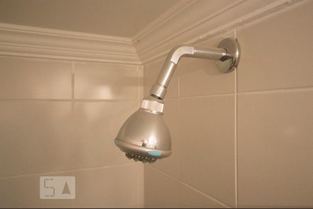 Detalhe Banheiro de apartamento para alugar com 2 quartos, 64m² em Vila Alexandria, São Paulo