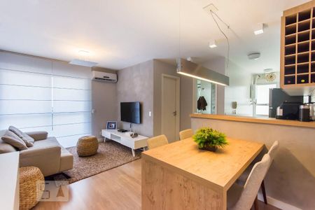 Sala de apartamento para alugar com 1 quarto, 50m² em Itaim Bibi, São Paulo