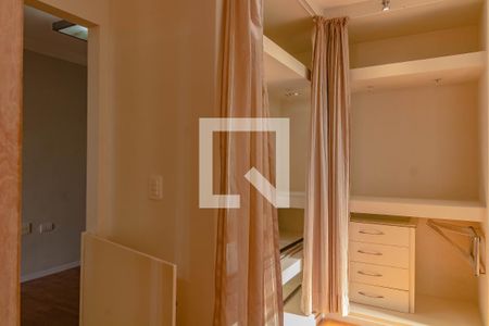 Apartamento à venda com 96m², 2 quartos e 1 vaga Apartamento à venda com 96m², 2 quartos e 1 vagaSuíte