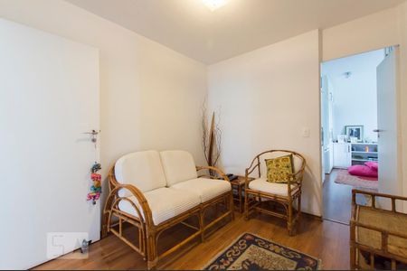 Apartamento à venda com 198m², 4 quartos e 3 vagas Apartamento à venda com 198m², 4 quartos e 3 vagasSala 2