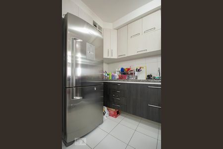 Cozinha de apartamento à venda com 2 quartos, 67m² em Vila Firmiano Pinto, São Paulo