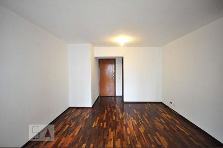 sala de apartamento para alugar com 2 quartos, 70m² em Vila Olímpia, São Paulo