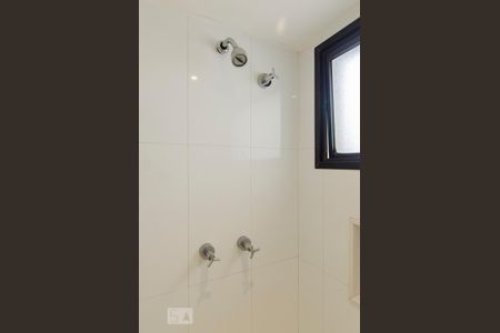 Apartamento à venda com 110m², 3 quartos e 2 vagas Apartamento à venda com 110m², 3 quartos e 2 vagasDetalhe do banheiro da suíte