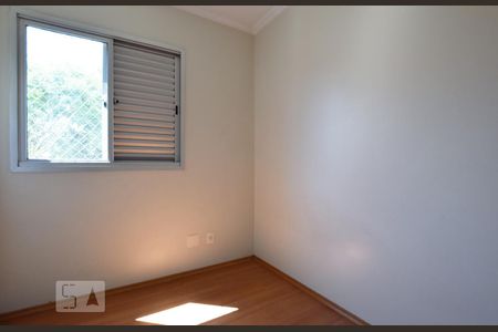 Quarto 3 de apartamento para alugar com 3 quartos, 60m² em Vila Bela, São Paulo