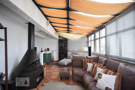 Apartamento à venda com 400m², 3 quartos e 4 vagas Apartamento à venda com 400m², 3 quartos e 4 vagasCobertura