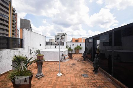 Apartamento à venda com 400m², 3 quartos e 4 vagas Apartamento à venda com 400m², 3 quartos e 4 vagasCobertura