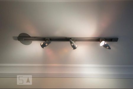 Detalhe Sala de apartamento para alugar com 2 quartos, 55m² em Vila Bertioga, São Paulo