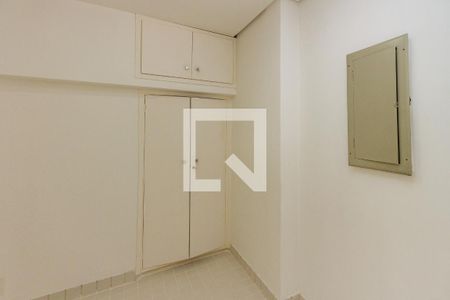 Apartamento para alugar com 210m², 4 quartos e 2 vagasQuarto de Serviço