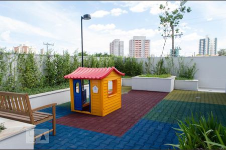 Apartamento à venda com 68m², 3 quartos e 2 vagas Apartamento à venda com 68m², 3 quartos e 2 vagasDependências do prédio - playground