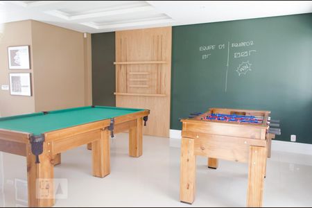 Apartamento à venda com 68m², 3 quartos e 2 vagas Apartamento à venda com 68m², 3 quartos e 2 vagasDependências do prédio - salão de jogos