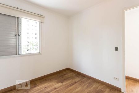 Quarto de apartamento à venda com 1 quarto, 50m² em Indianópolis, São Paulo