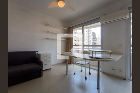 Apartamento à venda com 25m², 1 quarto e 1 vaga Apartamento à venda com 25m², 1 quarto e 1 vagaSala/Quarto