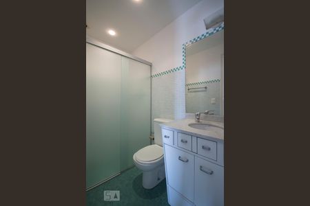 Apartamento à venda com 96m², 2 quartos e 2 vagasBanheiro