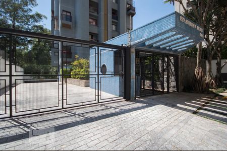 Apartamento à venda com 96m², 2 quartos e 2 vagasFachada