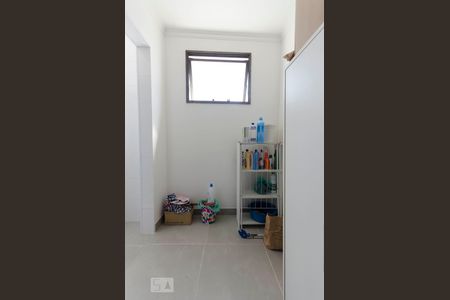 Apartamento para alugar com 78m², 3 quartos e sem vagaQuarto de serviço
