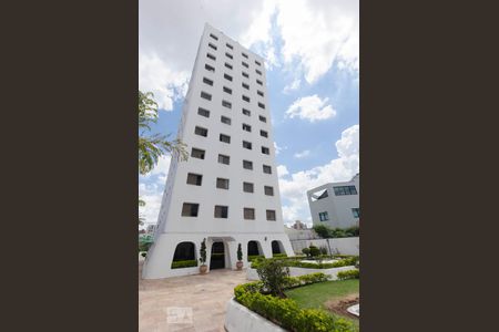 Apartamento para alugar com 78m², 3 quartos e sem vagaFachada