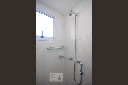 detalhe do banheiro de apartamento para alugar com 2 quartos, 48m² em Vila Andrade, São Paulo