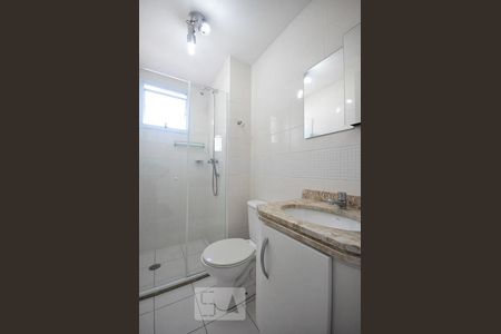 banheiro de apartamento para alugar com 2 quartos, 48m² em Vila Andrade, São Paulo