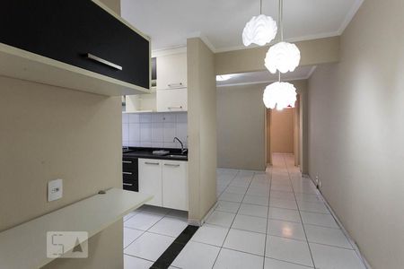 Sala de apartamento para alugar com 1 quarto, 40m² em Indianópolis, São Paulo