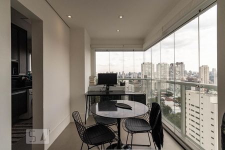 Varanda de apartamento para alugar com 1 quarto, 45m² em Vila Olímpia, São Paulo