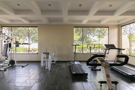 Apartamento à venda com 340m², 3 quartos e 4 vagas Apartamento à venda com 340m², 3 quartos e 4 vagasAcademia