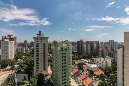 Apartamento à venda com 340m², 3 quartos e 4 vagas Apartamento à venda com 340m², 3 quartos e 4 vagasVista