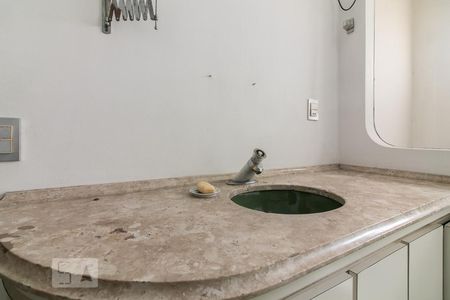 Apartamento à venda com 340m², 3 quartos e 4 vagas Apartamento à venda com 340m², 3 quartos e 4 vagasPia