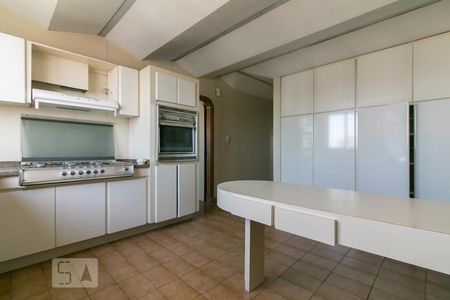 Apartamento à venda com 340m², 3 quartos e 4 vagas Apartamento à venda com 340m², 3 quartos e 4 vagasCozinha