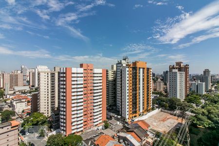 Apartamento à venda com 340m², 3 quartos e 4 vagas Apartamento à venda com 340m², 3 quartos e 4 vagasVista