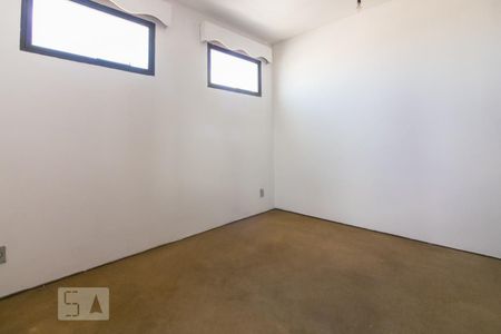 Apartamento à venda com 340m², 3 quartos e 4 vagas Apartamento à venda com 340m², 3 quartos e 4 vagasQuarto de Serviço