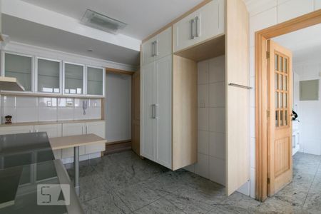 Apartamento à venda com 146m², 3 quartos e 3 vagas Apartamento à venda com 146m², 3 quartos e 3 vagasCozinha