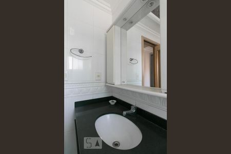 Apartamento à venda com 146m², 3 quartos e 3 vagas Apartamento à venda com 146m², 3 quartos e 3 vagasBanheiro