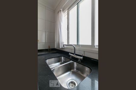 Apartamento à venda com 146m², 3 quartos e 3 vagas Apartamento à venda com 146m², 3 quartos e 3 vagasCozinha