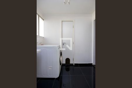 Apartamento à venda com 172m², 2 quartos e 1 vagaÁrea de Serviço